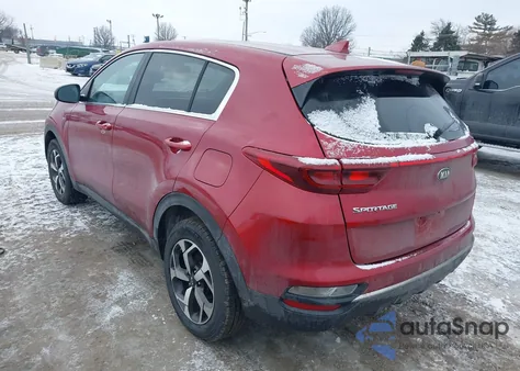 2020 Kia Sportage Lx z USA, uszkodzony, nr VIN KNDPMCACXL7776094